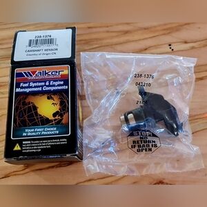 Walker Products 235-1376 Engine Camshaft Position Sensor NiB